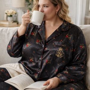 Lauren Ralph Lauren Satin Pajama Top 2X Black Floral Paisley Gold Crest